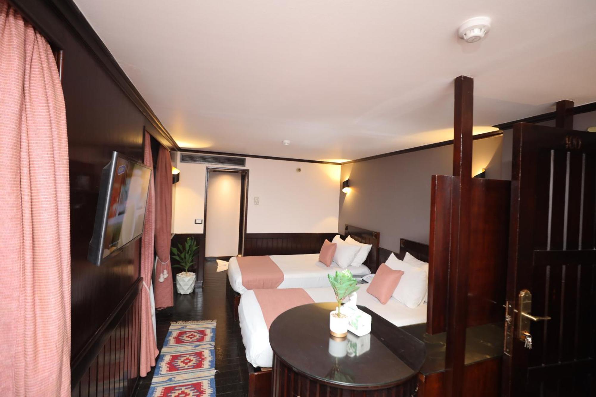 You Nile View Hotel Giza Exterior photo