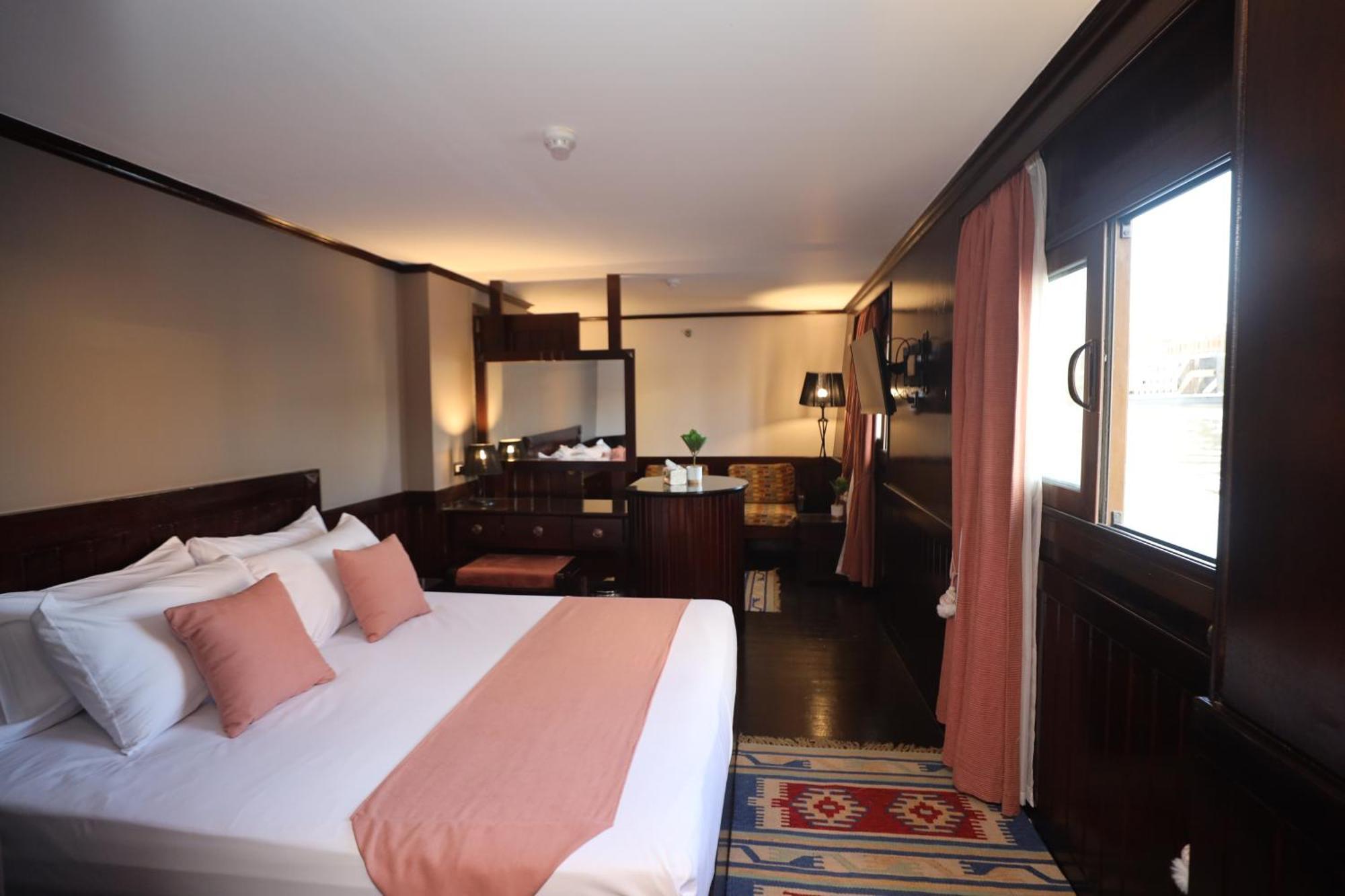 You Nile View Hotel Giza Exterior photo
